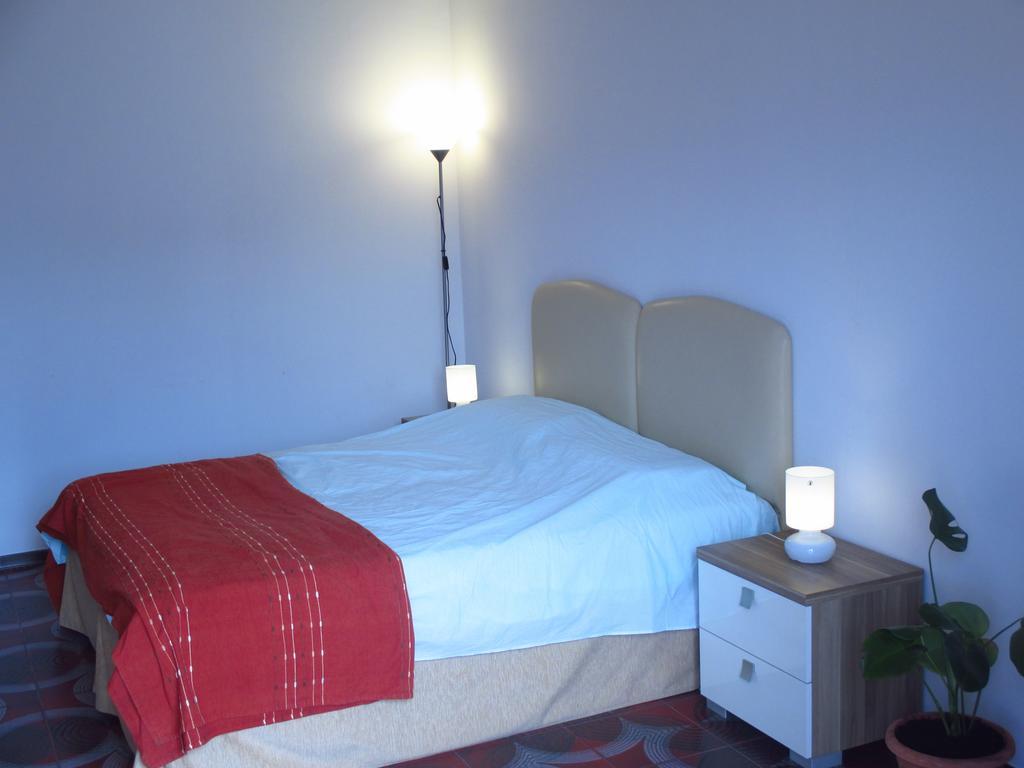 Residenza Paola Hotel Палермо Екстериор снимка